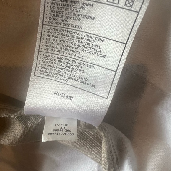 Nike Golf Mens Size 40 Beige Pleated Shorts. - Picture 6 of 9